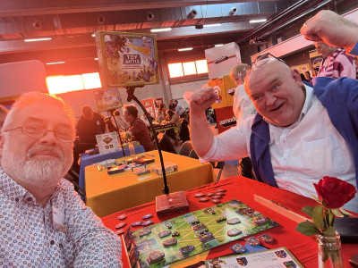 Spel-o-Polis (46k).jpg